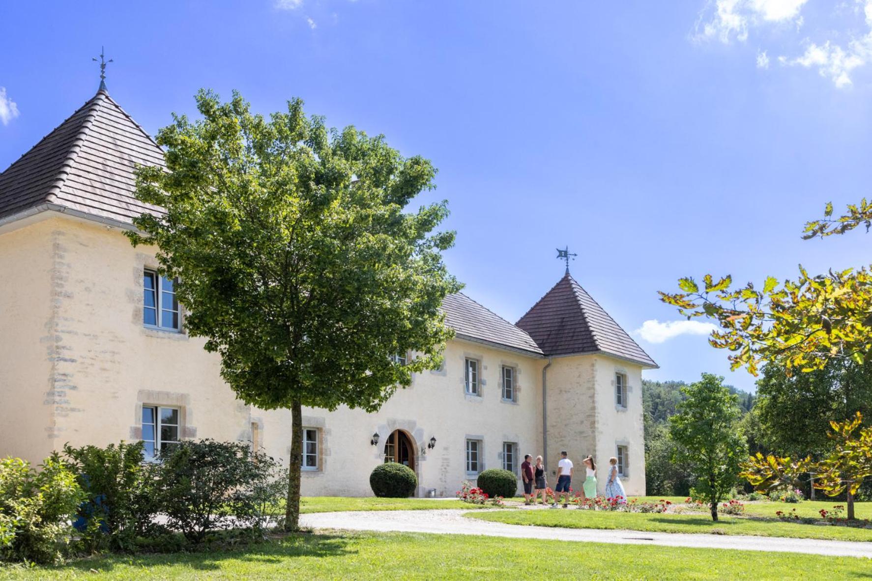 Le Relais Des Deux Tours Bed and Breakfast Brémondans Εξωτερικό φωτογραφία