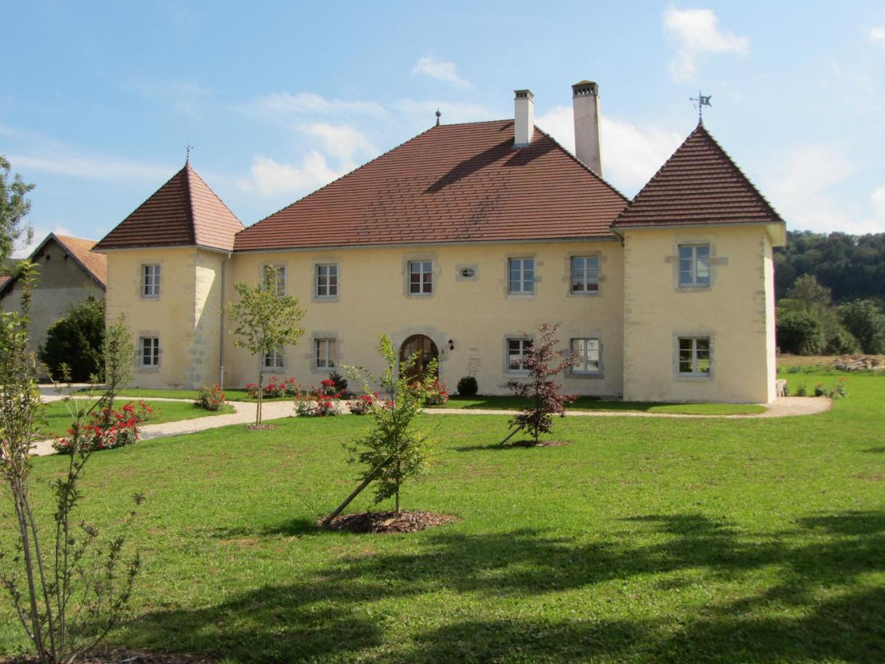Le Relais Des Deux Tours Bed and Breakfast Brémondans Εξωτερικό φωτογραφία