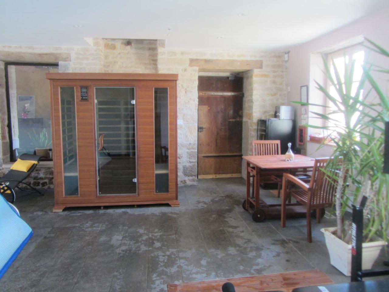Le Relais Des Deux Tours Bed and Breakfast Brémondans Εξωτερικό φωτογραφία