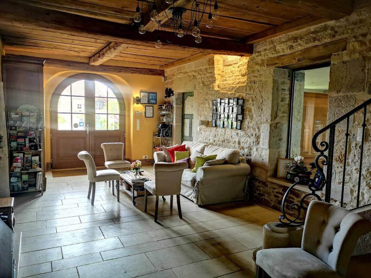 Le Relais Des Deux Tours Bed and Breakfast Brémondans Εξωτερικό φωτογραφία