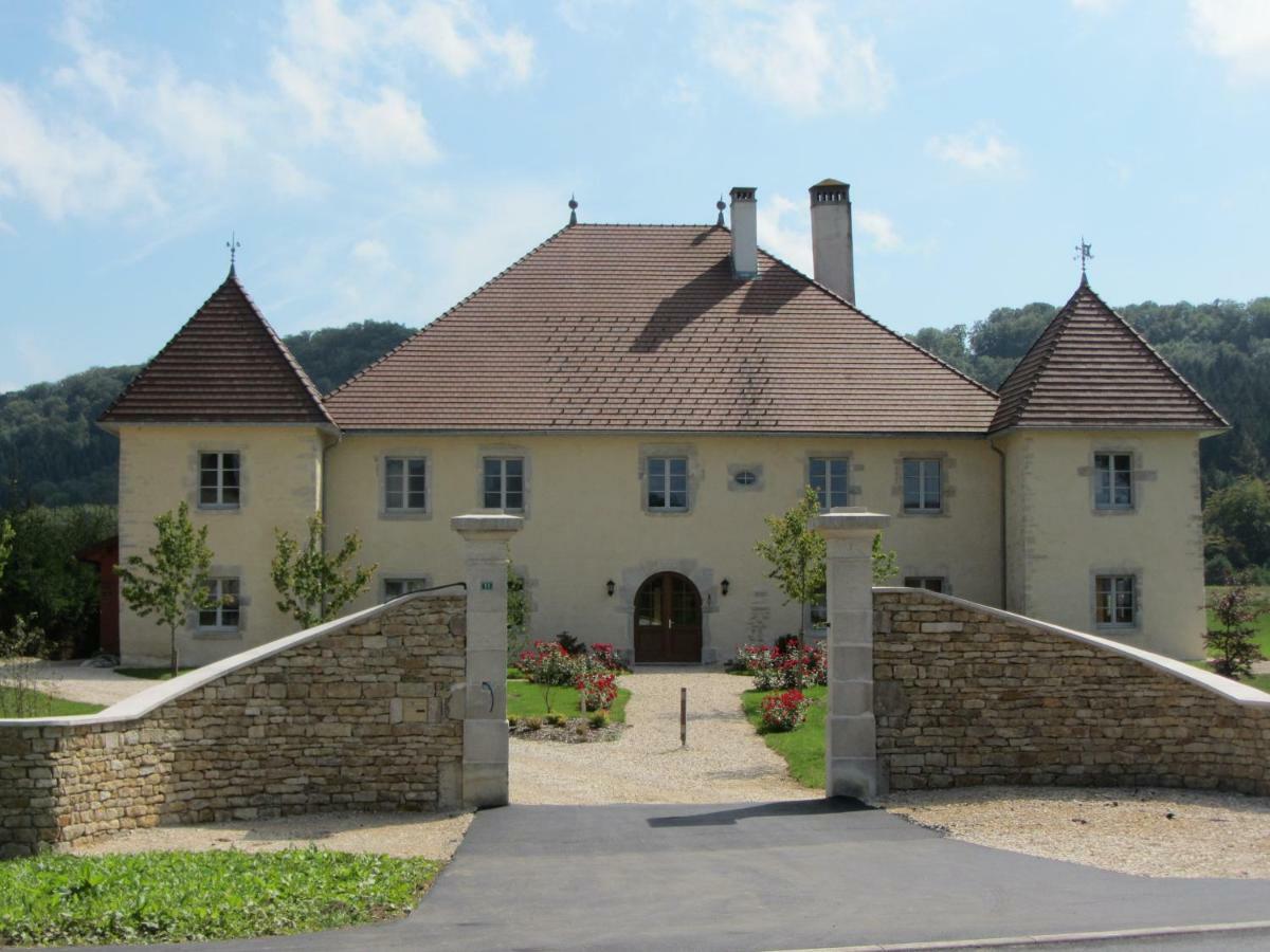 Le Relais Des Deux Tours Bed and Breakfast Brémondans Εξωτερικό φωτογραφία